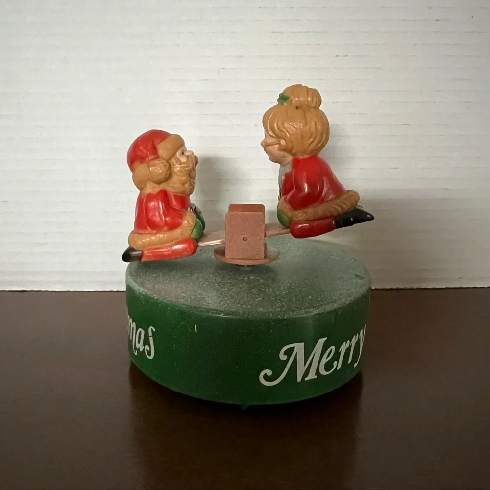 1981 Vintage Christmas Yuletide Santa Plastic Teeter Totter Wind Up Music Box